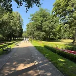 Debina Z Miejscem Parkingowym * Swinoujscie