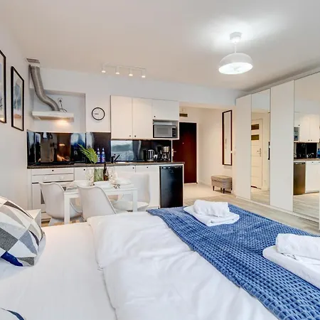 Debina Z Miejscem Parkingowym דירה Świnoujście