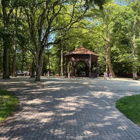 Debina Z Miejscem Parkingowym דירה Świnoujście