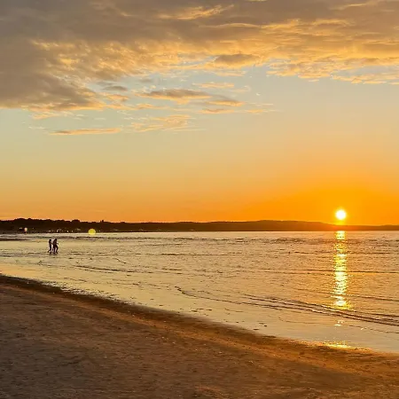 Debina Z Miejscem Parkingowym