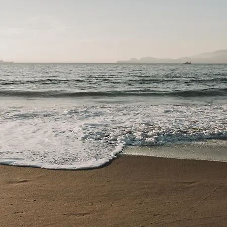 Debina Z Miejscem Parkingowym Świnoujście