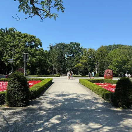 Debina Z Miejscem Parkingowym * Świnoujście