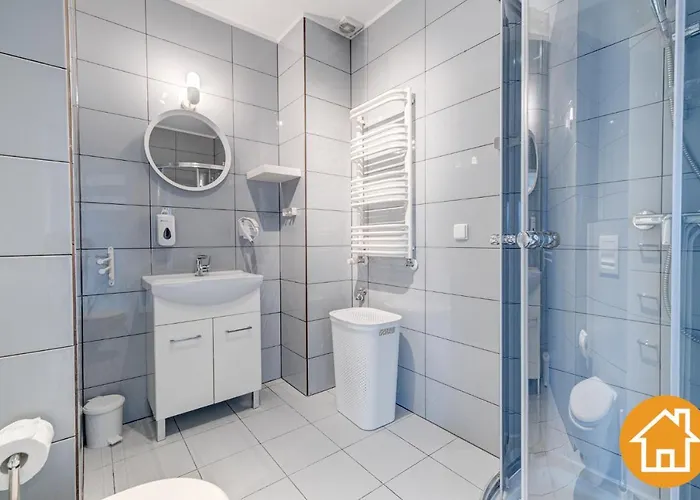 Debina Z Miejscem Parkingowym Appartamento *