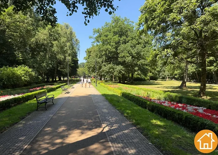 Debina Z Miejscem Parkingowym * Świnoujście