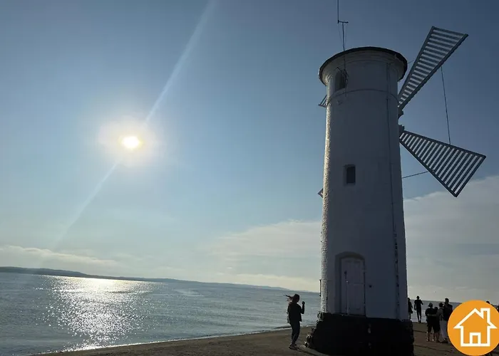 Debina Z Miejscem Parkingowym Appartamento Świnoujście