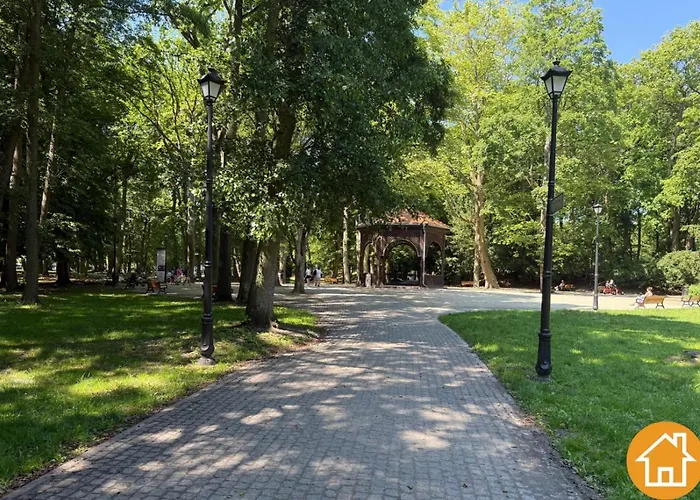 Debina Z Miejscem Parkingowym Appartamento *